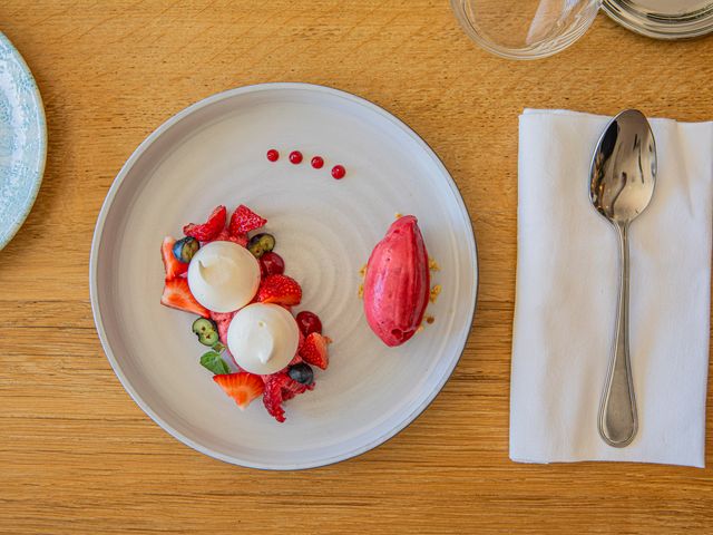Restaurant Rive Blanche Nous sommes ouverts le 8 mai. 